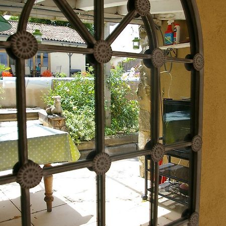 L'Ancienne Forge 27 Rue De La Creche Bourg Born Bed & Breakfast Villereal Exterior photo
