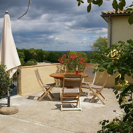 L'Ancienne Forge 27 Rue De La Creche Bourg Born Bed & Breakfast Villereal Exterior photo